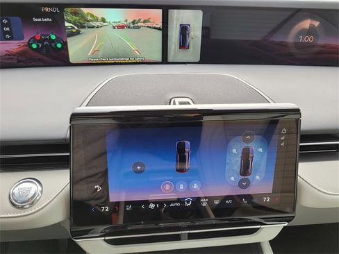 New 2026 Lincoln Nautilus Reserve image 25