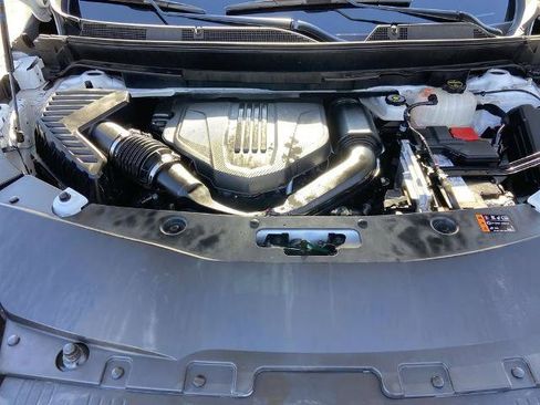 Used 2025 Buick Enclave Sport Touring w/ Super Cruise Package image 27