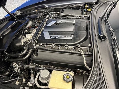Used 2015 Chevrolet Corvette Z06 w/ 2LZ Preferred Equipment Group RWD image 23