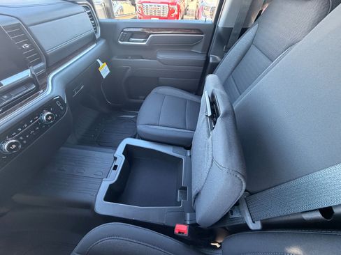 New 2026 GMC Sierra 3500 SLE w/ SLE Value Package image 21