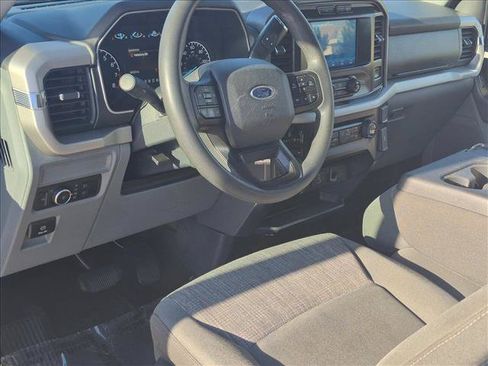 Used 2022 Ford F150 XLT w/ Trailer Tow Package AWD/4WD image 9