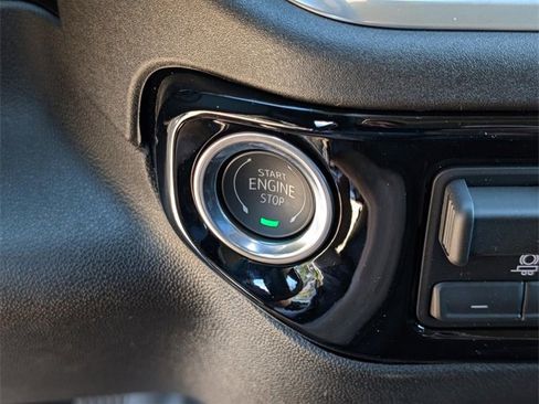 New 2026 GMC Sierra 2500 SLE image 13