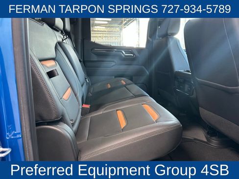Used 2023 GMC Sierra 1500 AT4 w/ AT4 Premium Package AWD/4WD image 7
