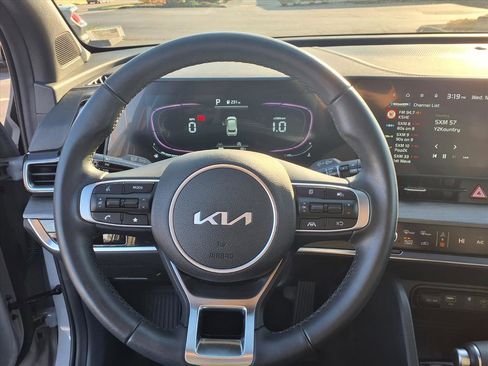 Used 2025 Kia Sportage X-Line image 18