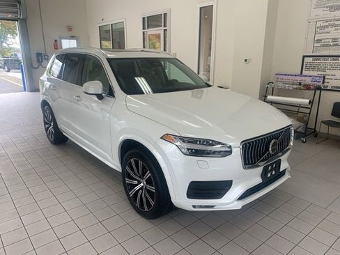 Certified 2023 Volvo XC90 B5 Core w/ Protection Package Premier image 3