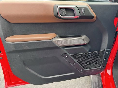 Used 2022 Ford Bronco Outer Banks image 21