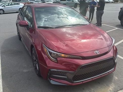 Used 2022 Toyota Corolla SE image 1