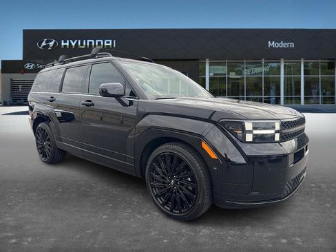 Used 2025 Hyundai Santa Fe Calligraphy image 3