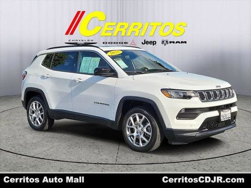 Certified 2023 Jeep Compass Latitude w/ Sun and Sound Group image 1