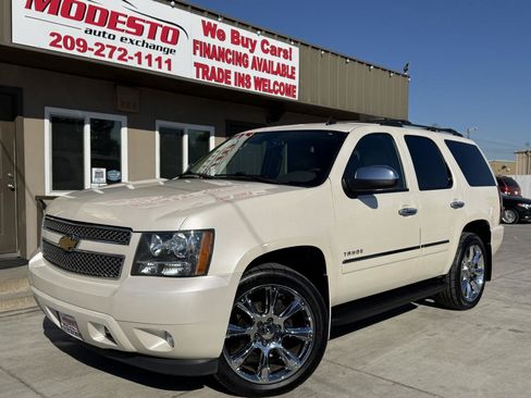 Used 2013 Chevrolet Tahoe LTZ AWD/4WD image 8