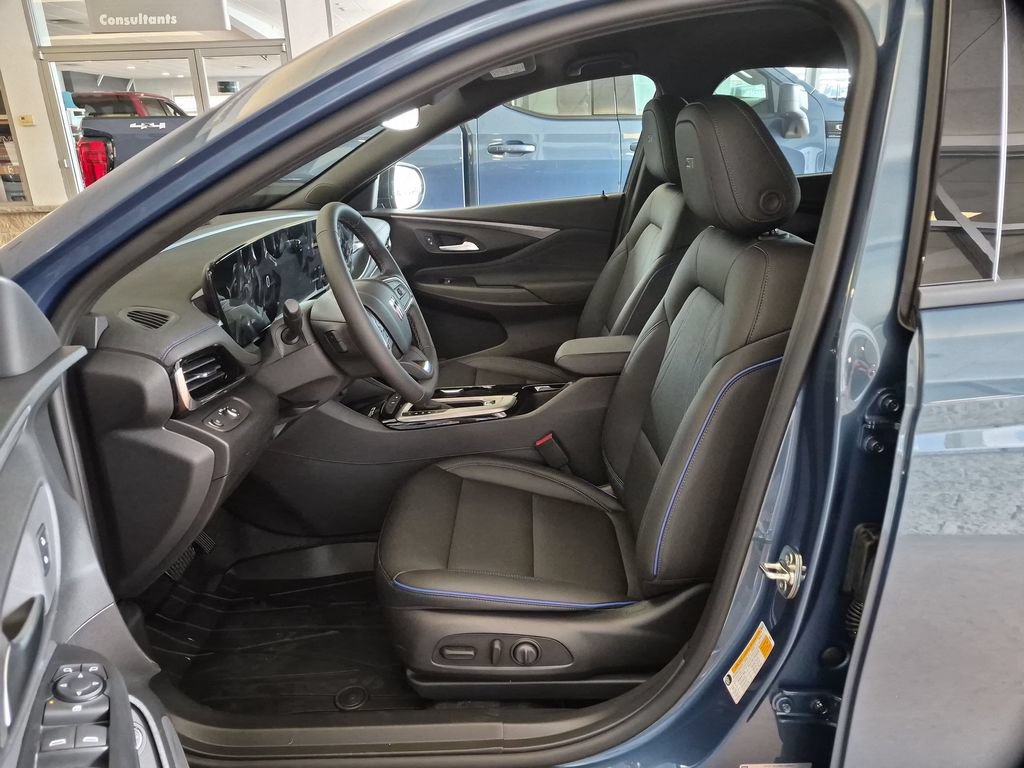 New 2026 Buick Envista Sport Touring w/ Convenience I Package FWD image 18