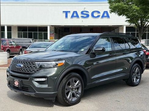 Used 2023 Ford Explorer XLT w/ Equipment Group 202A AWD/4WD image 1