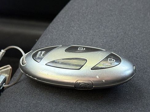 Used 2025 Hyundai Sonata SEL FWD image 21