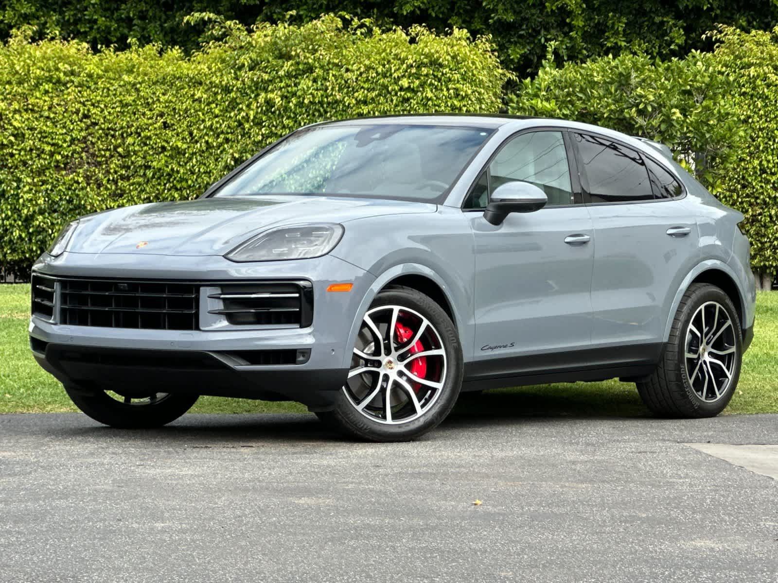 Certified 2024 Porsche Cayenne S AWD/4WD image 1