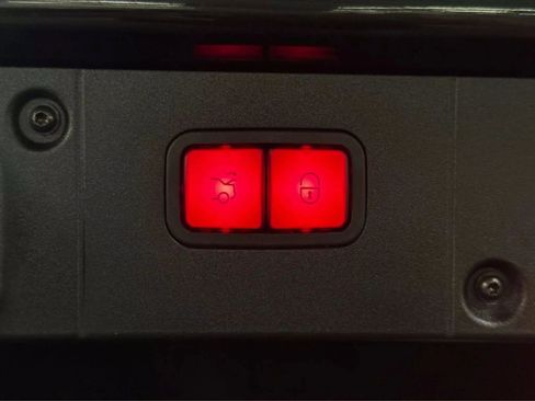 Used 2009 Mercedes-Benz S 550 image 23