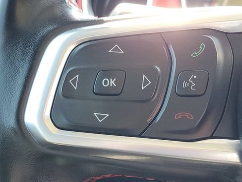 Used 2020 Jeep Gladiator Rubicon AWD/4WD image 18