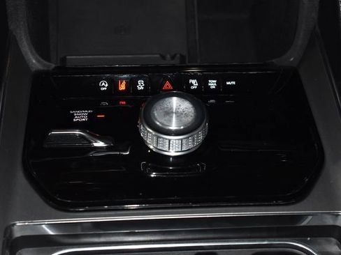 Used 2024 Jeep Wagoneer Series II image 22