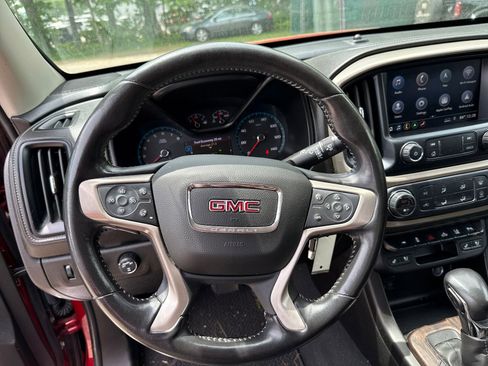 Used 2022 GMC Canyon Denali AWD/4WD image 14