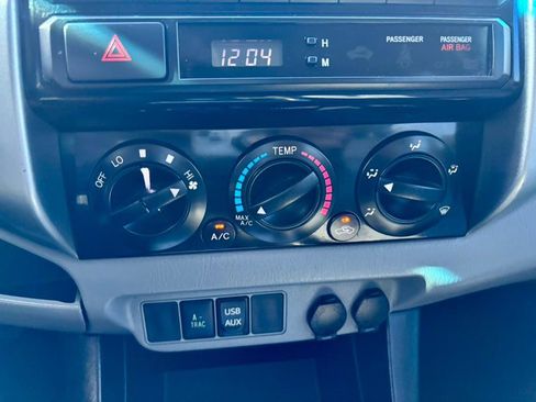 Used 2012 Toyota Tacoma 4x4 Double Cab image 21