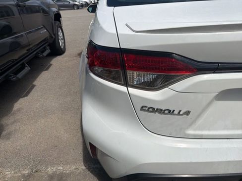 Used 2023 Toyota Corolla SE FWD image 7