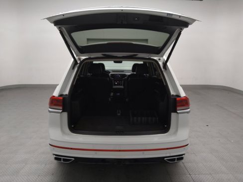 Used 2021 Volkswagen Atlas SEL R-Line AWD/4WD image 29