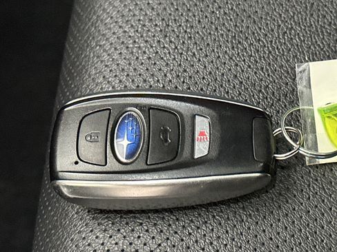 Used 2021 Subaru Ascent Limited w/ Technology Package image 41