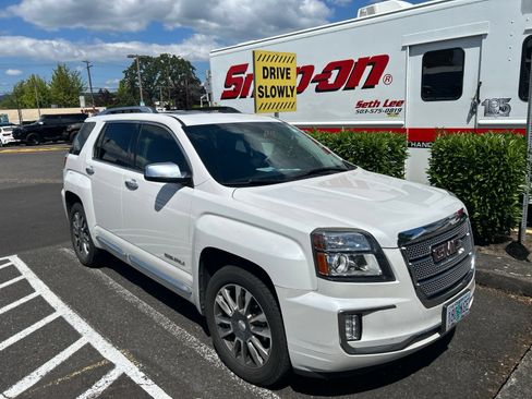 Used 2016 GMC Terrain Denali AWD/4WD image 2