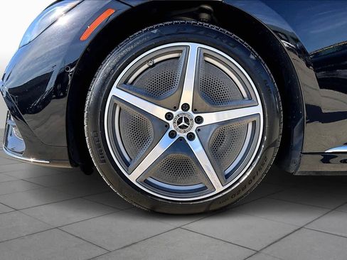 Used 2023 Mercedes-Benz EQE 500 4MATIC Sedan image 11