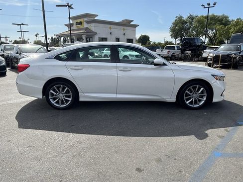 Used 2021 Honda Accord LX image 6