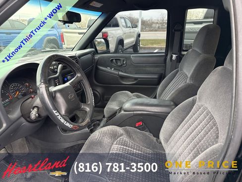 Used 2000 Chevrolet S10 Pickup LS w/ Preferred Equipment Group image 45