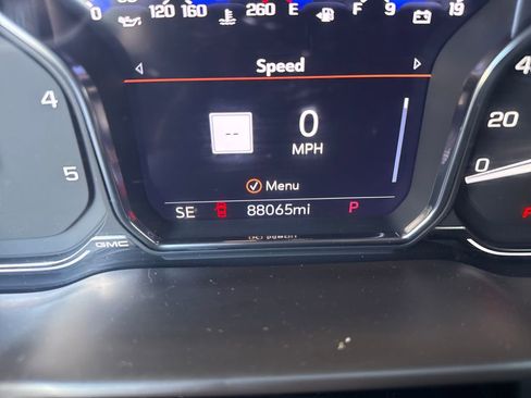 Used 2021 GMC Sierra 2500 Denali w/ Denali Black Diamond Edition image 20