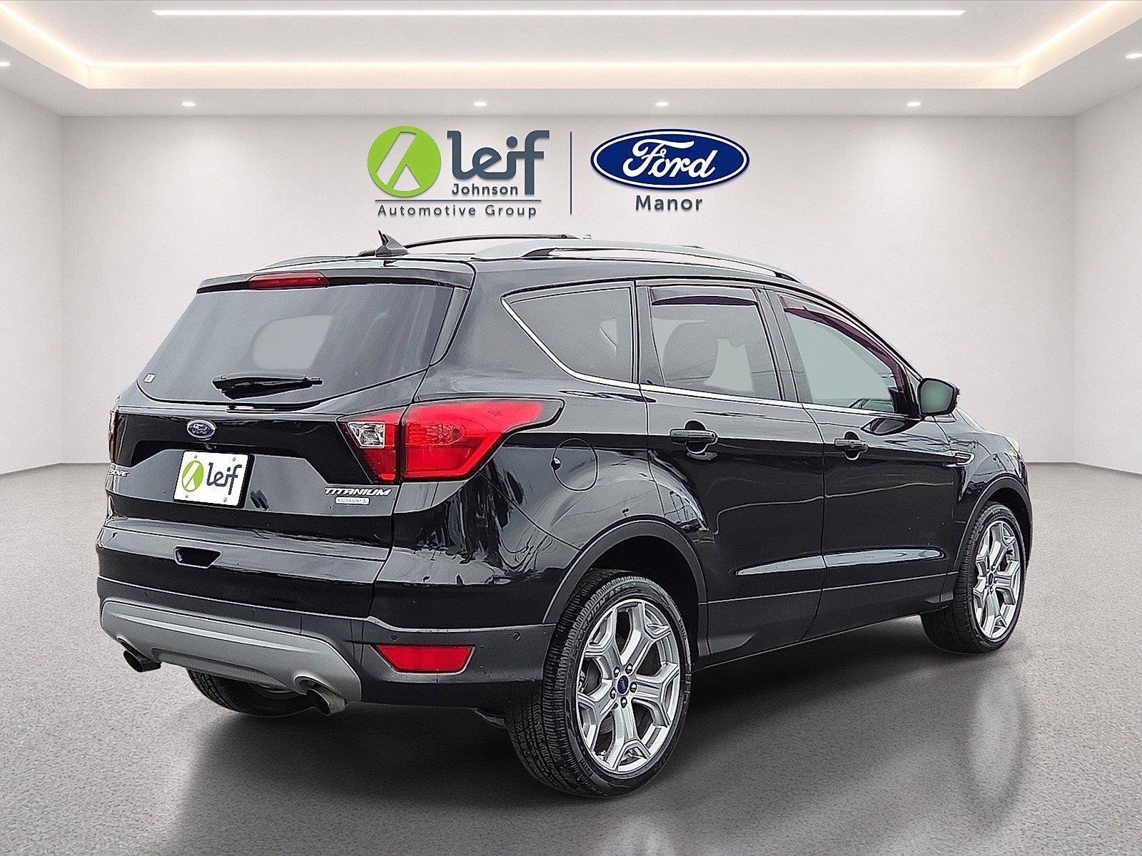 Used 2019 Ford Escape Titanium FWD image 7