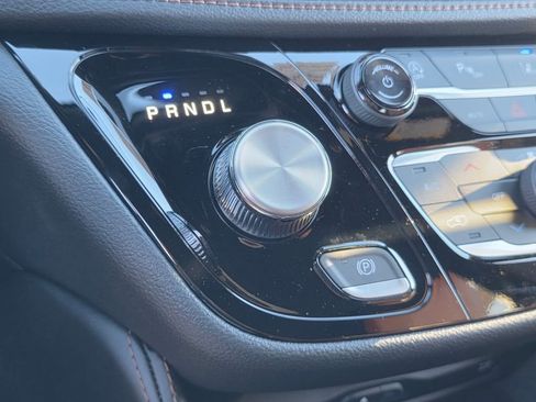 New 2026 Chrysler Pacifica Pinnacle image 19