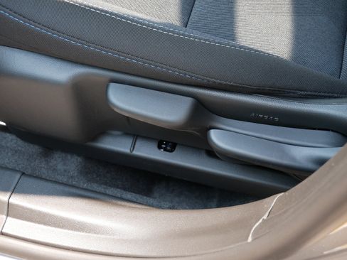 New 2026 Chevrolet Trax LS w/ LS Convenience Package FWD image 17