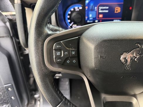 Used 2022 Ford Bronco Wildtrak image 16