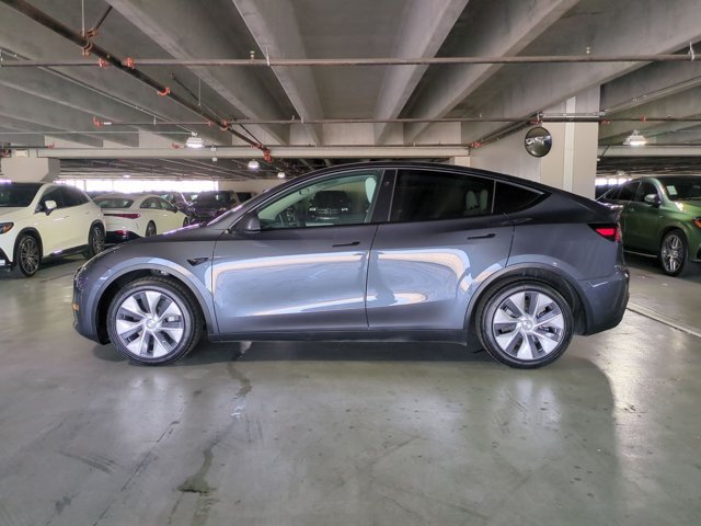 Used 2023 Tesla Model Y Long Range AWD/4WD image 9