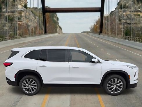 New 2026 Buick Enclave Preferred FWD image 11