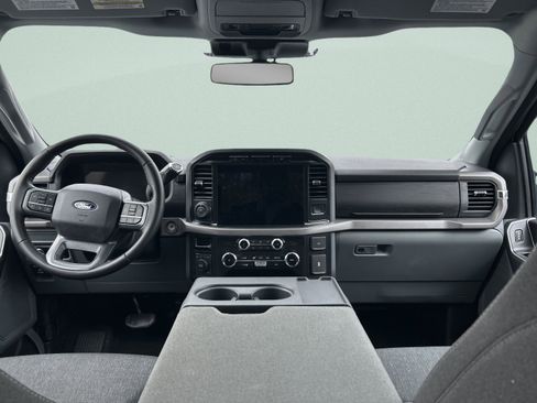 Used 2024 Ford F150 XLT image 23