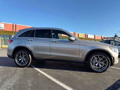 Used 2020 Mercedes-Benz GLC 300 GLC 300 4MATIC Sport Utility 4 image 49