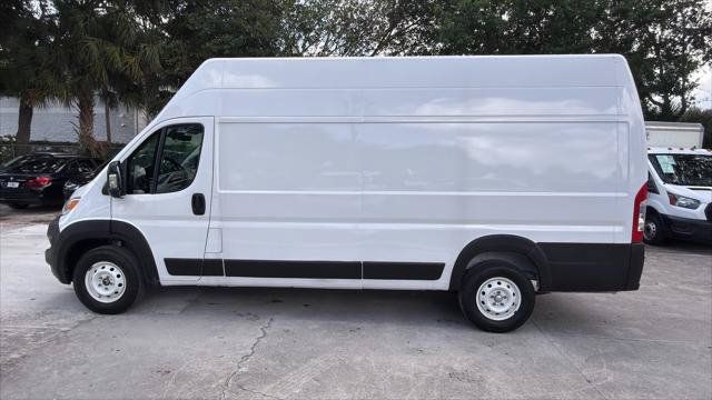Used 2023 RAM ProMaster 3500 w/ Safety Group FWD image 3