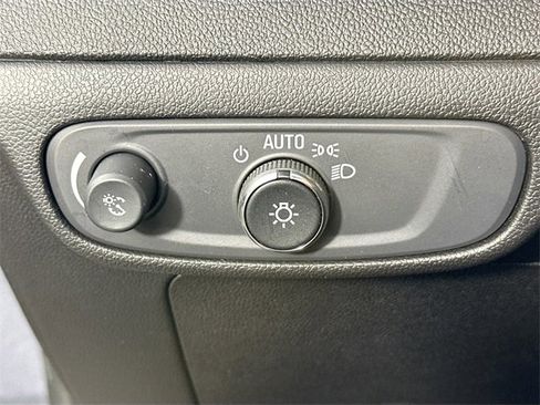 Used 2023 Chevrolet Bolt LT image 22