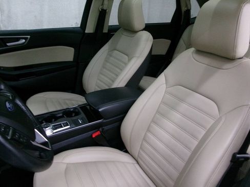Used 2020 Ford Edge SEL w/ Convenience Package AWD/4WD image 18