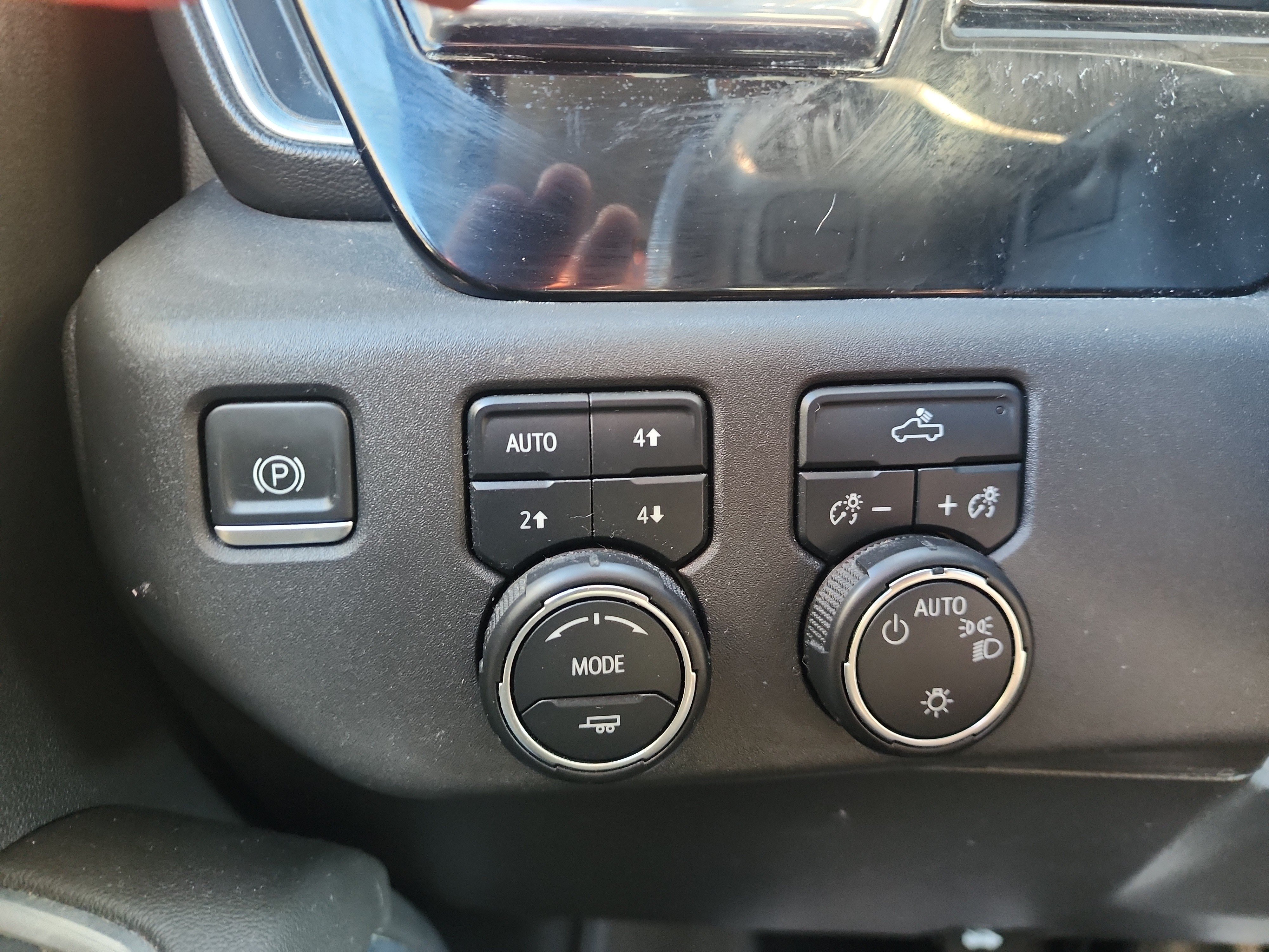 Certified 2022 Chevrolet Silverado 1500 LT AWD/4WD image 22