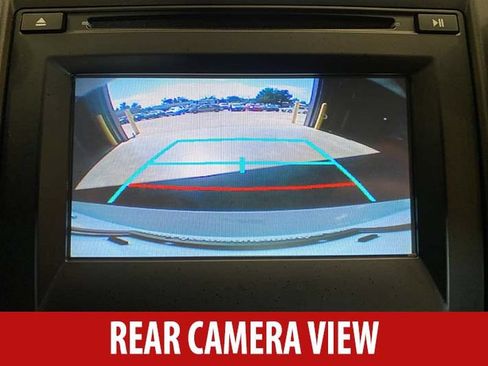 Used 2017 Toyota Camry SE w/ Moonroof Package FWD image 13