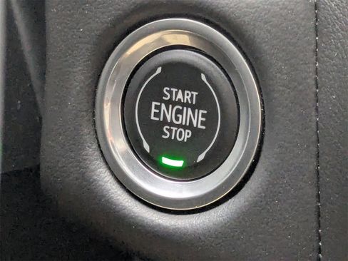 Used 2023 GMC Yukon AT4 image 35