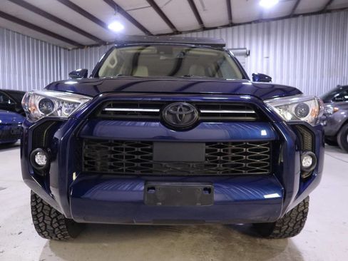 Used 2021 Toyota 4Runner SR5 Premium w/ Moonroof Package image 8