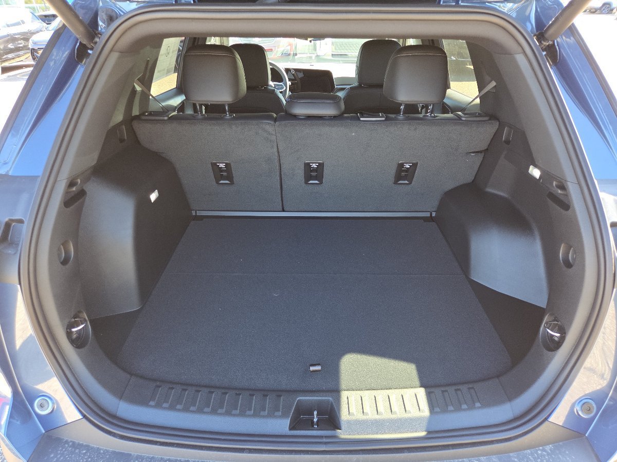 New 2027 Chevrolet Equinox LT w/ Convenience Package II FWD image 23
