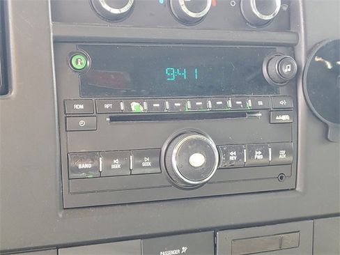 Used 2008 GMC Savana 3500 image 18