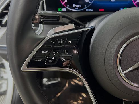 Used 2024 Mercedes-Benz E 350 4MATIC Sedan image 19