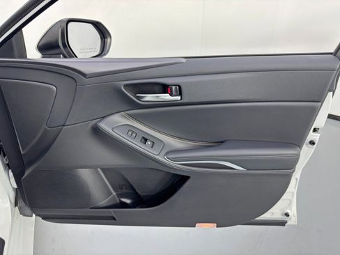 Used 2021 Toyota Avalon XSE image 42